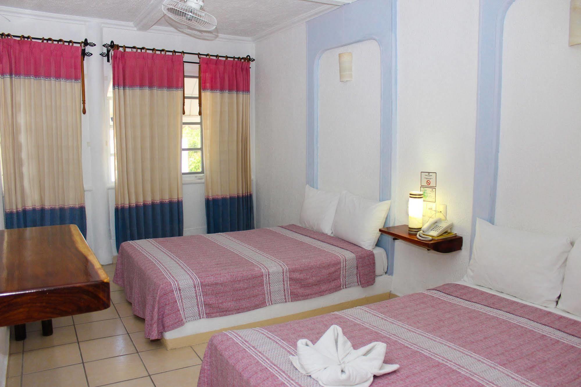 Hotel Careyes Puerto Escondido Пуерто-Ескондідо Екстер'єр фото