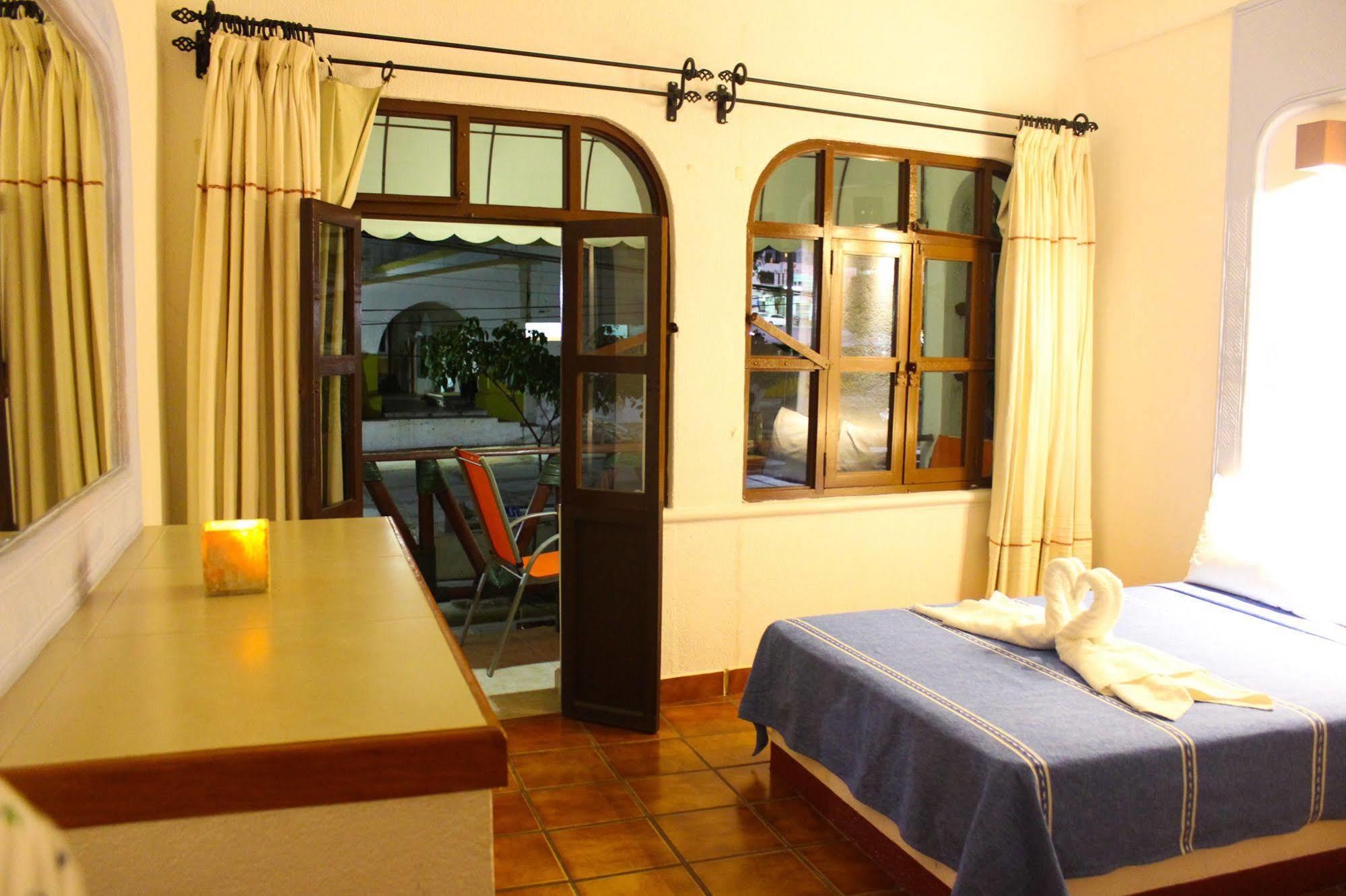 Hotel Careyes Puerto Escondido Пуерто-Ескондідо Екстер'єр фото